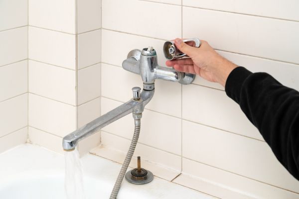Leaky Bathtub Repair in Bronx